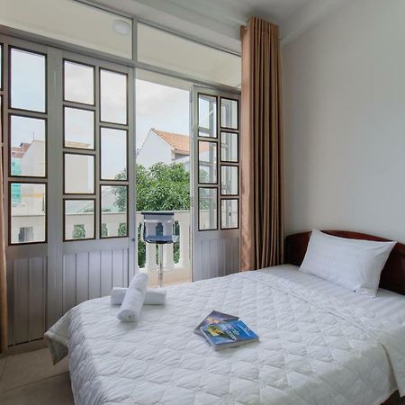 Vinlegend Hotel На Транг Екстериор снимка