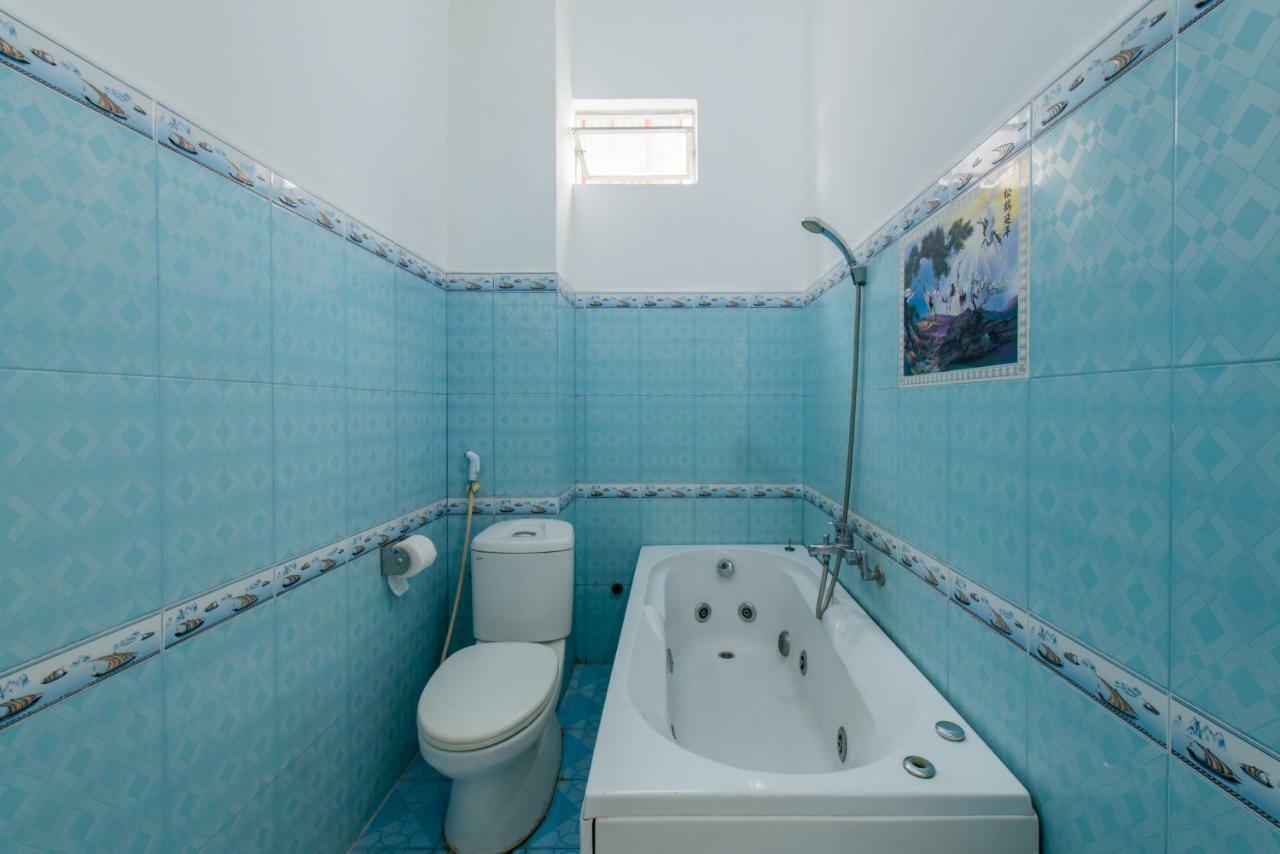 Vinlegend Hotel На Транг Екстериор снимка