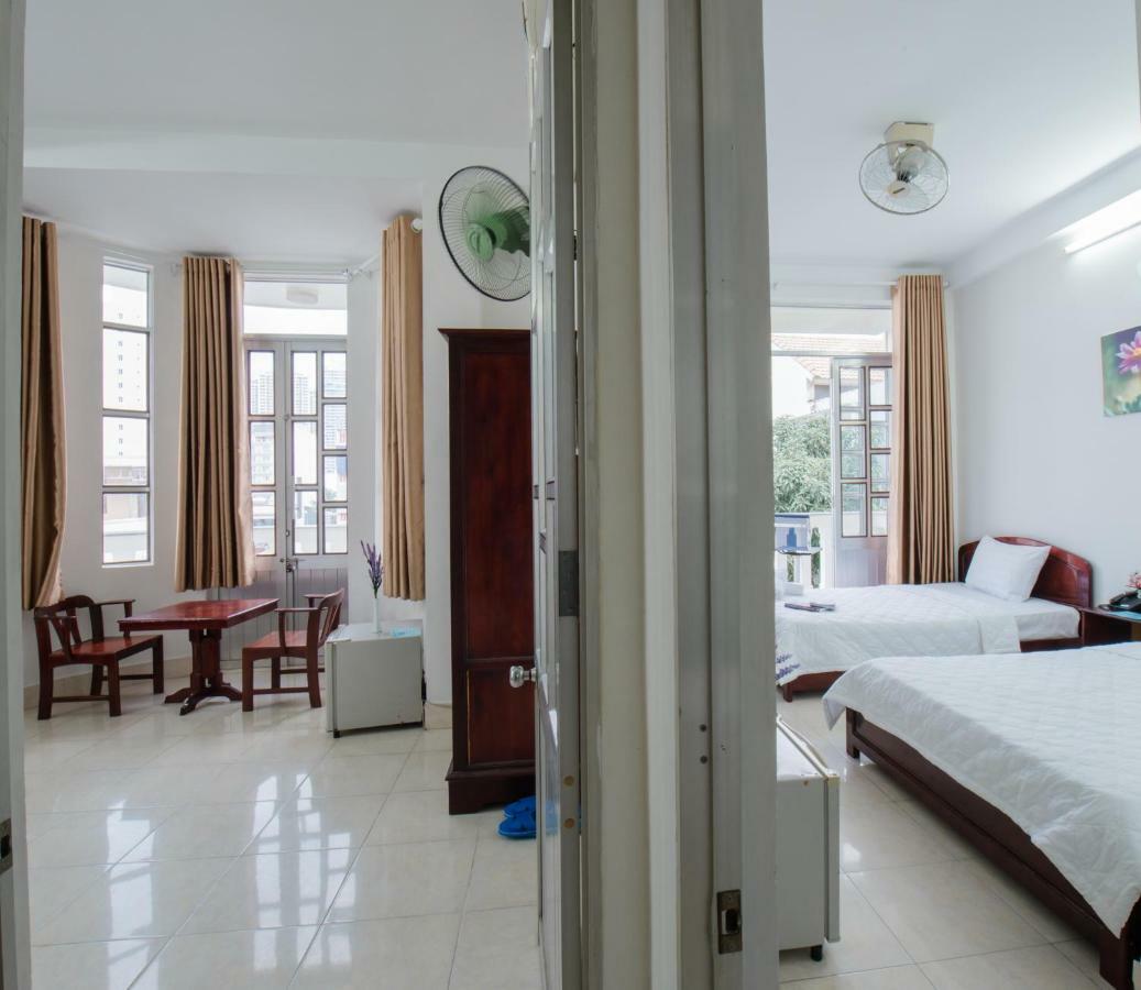 Vinlegend Hotel На Транг Екстериор снимка