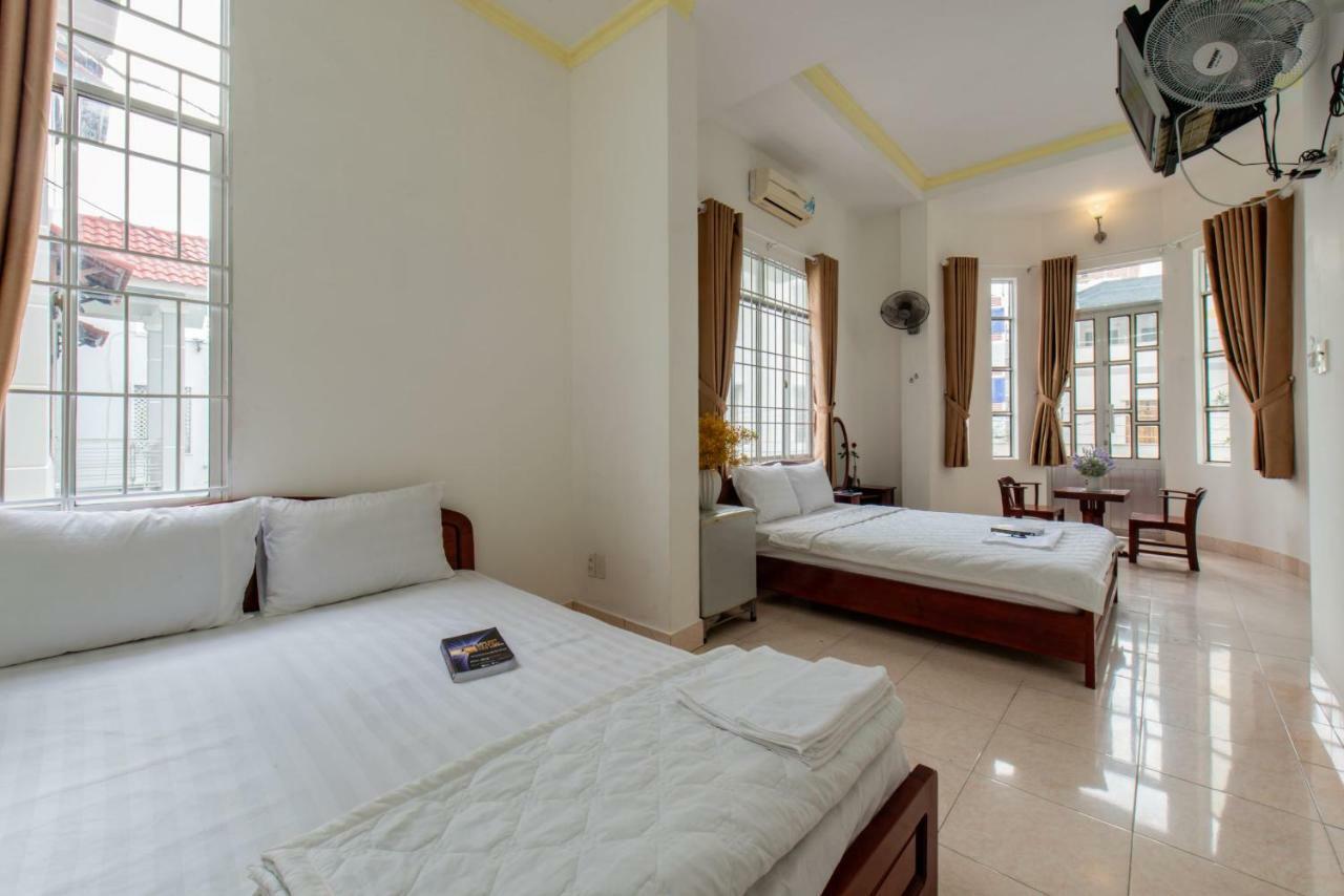 Vinlegend Hotel На Транг Екстериор снимка